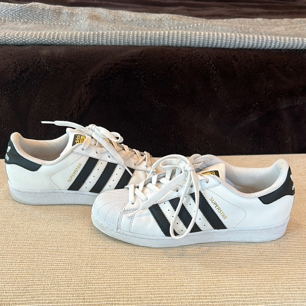 Adidas OG Superstar White and Black Sneakers - Picture 2 of 6